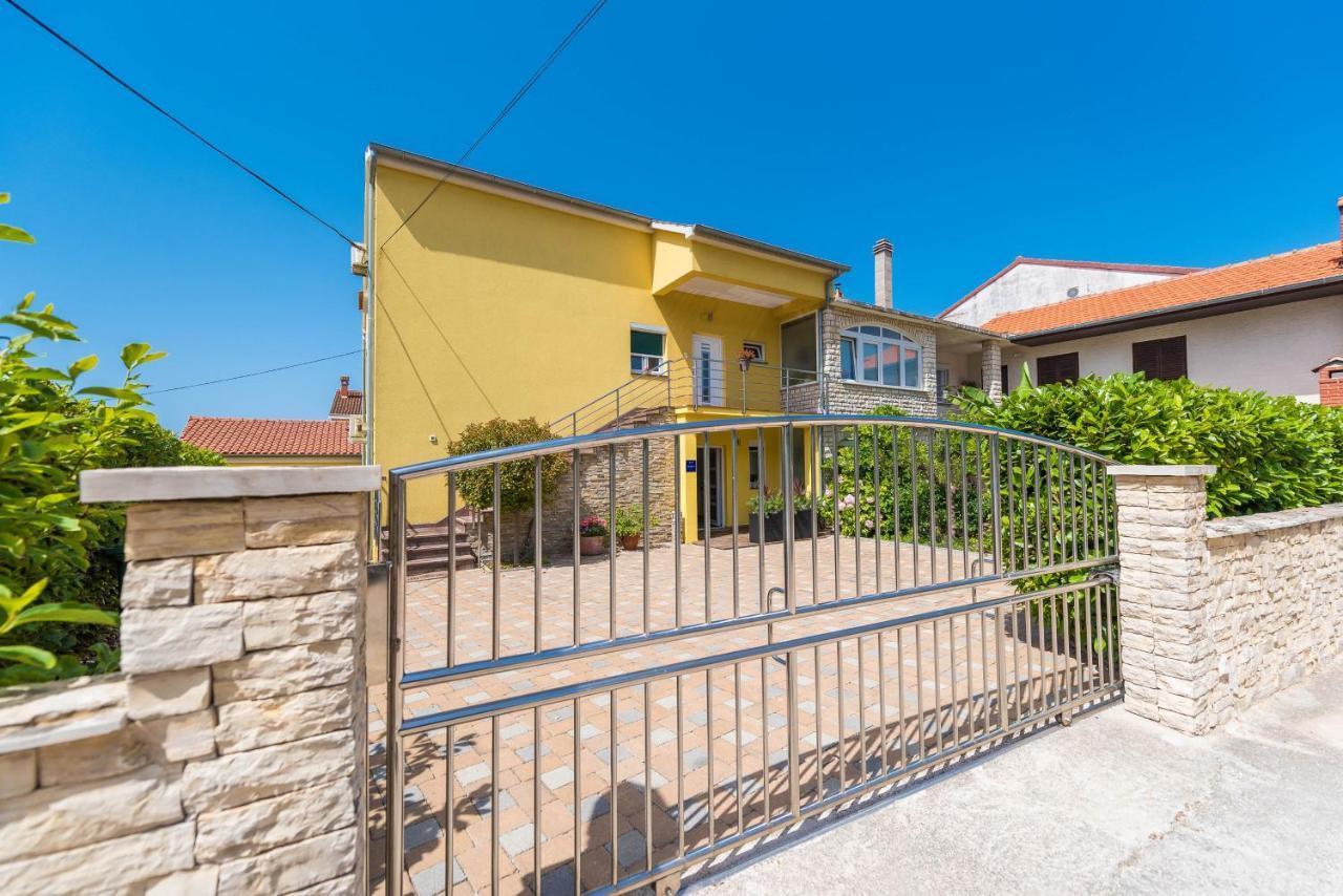 Ferienwohnung Dalí Zadar Exterior foto